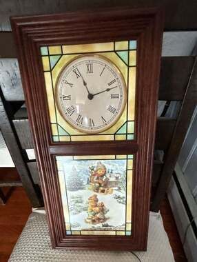 The Danbury Mint M.J. Hummel Winter Stained Glass Lighted Wall Clock